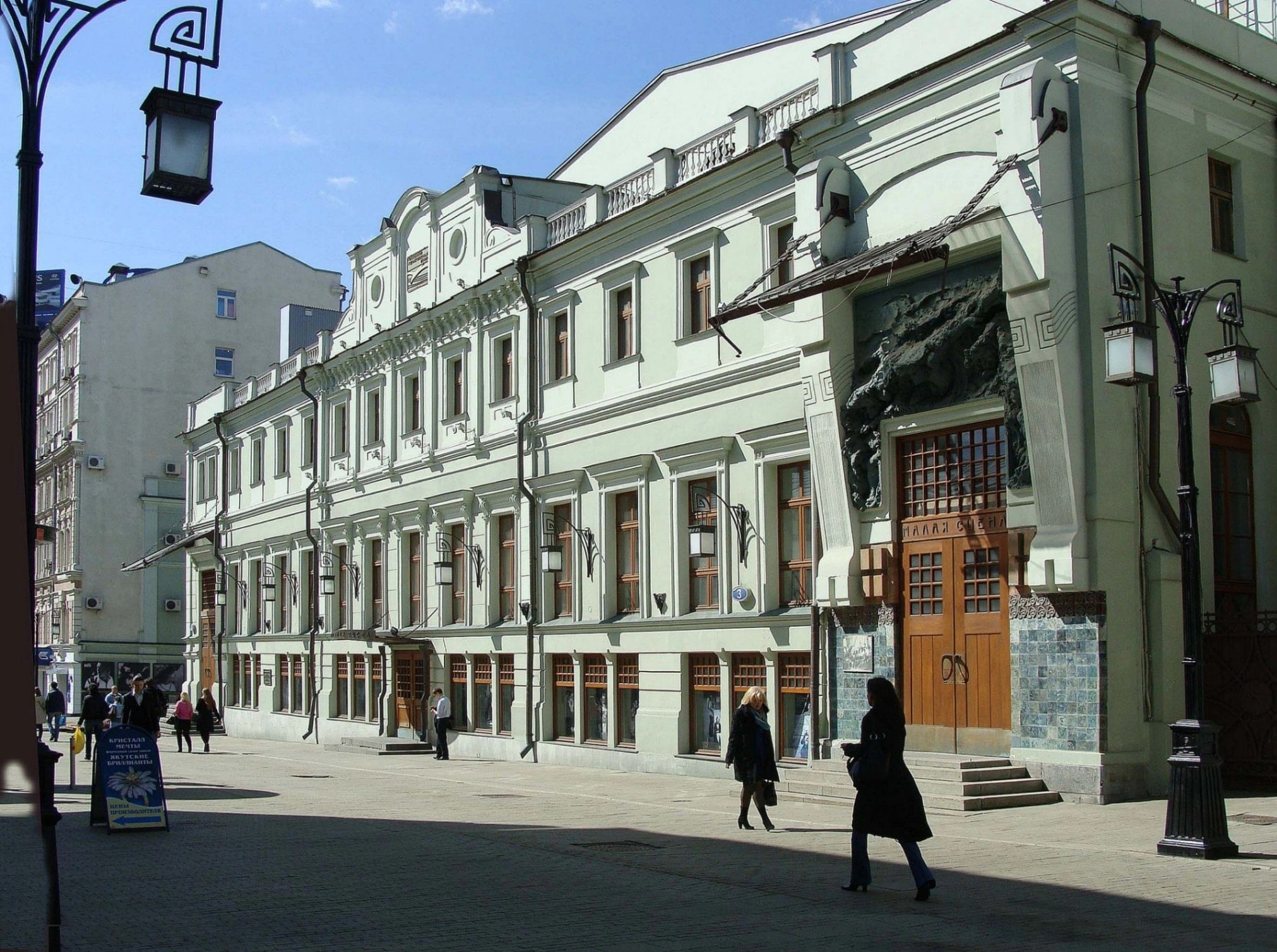 «Дням Турбиных» — 100 лет: что правда в легендах о главном спектакле МХАТа